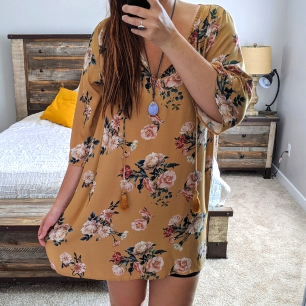 🆕🌿SUNDANCE FLORAL DRESS🌿